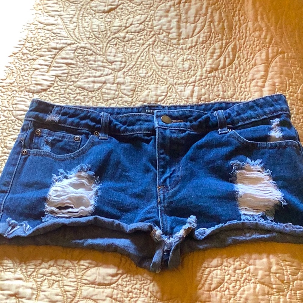 Forever 21 distressed jean shorts